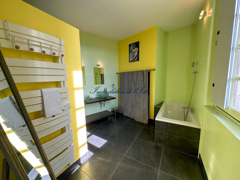 Appartement - 83 m² - 2 pièces