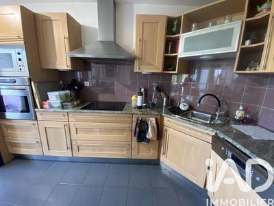 Appartement - 97 m² - 4 pièces