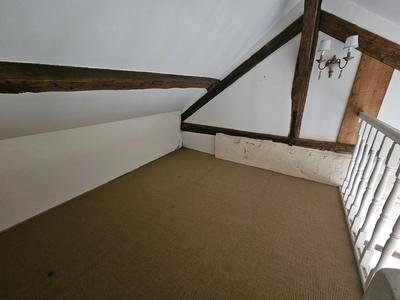 Maison - 243 m² - 9 pièces