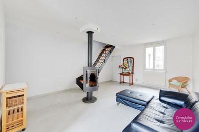 Appartement - 95 m² - 3 pièces