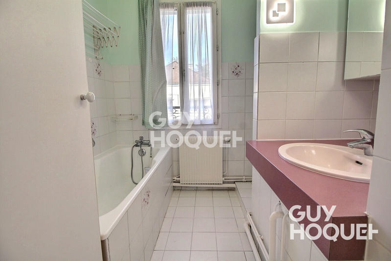 Maison - 110 m² - 6 pièces