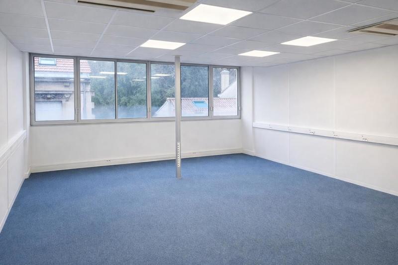 Bureau - 155 m²