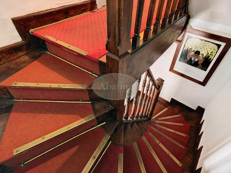 Immeuble - 200 m² - 12 pièces