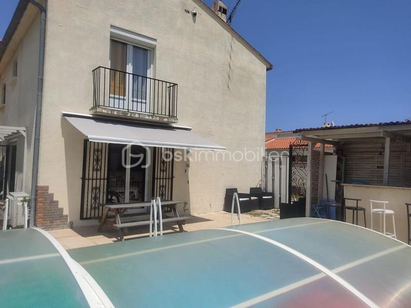 Villa - 100 m² - 5 pièces