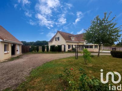 Maison - 217 m² - 8 pièces