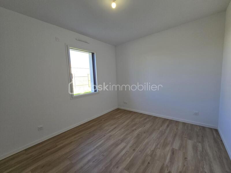 Maison traditionnelle - 109 m² - 4 pièces