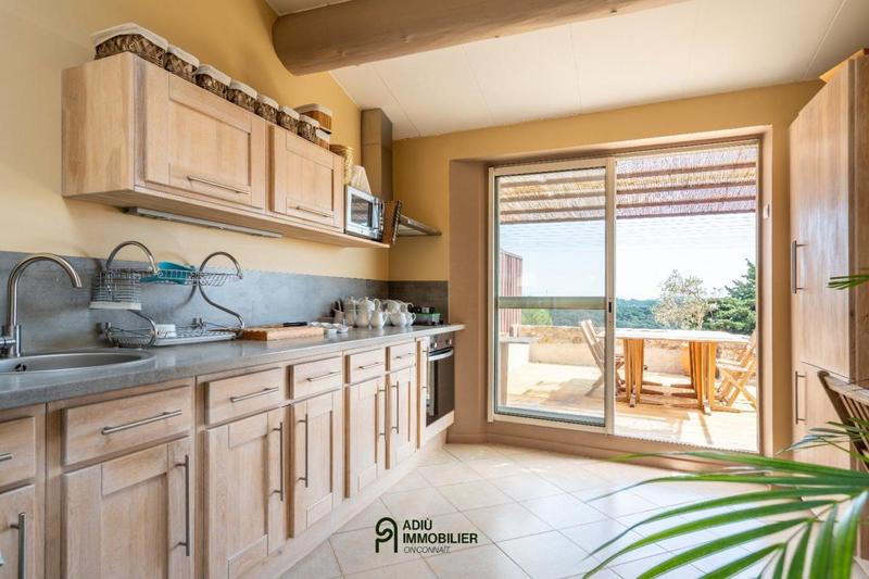 Maison de ville - 200 m² - 7 pièces