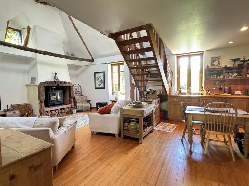 Maison traditionnelle - 135 m² - 5 pièces