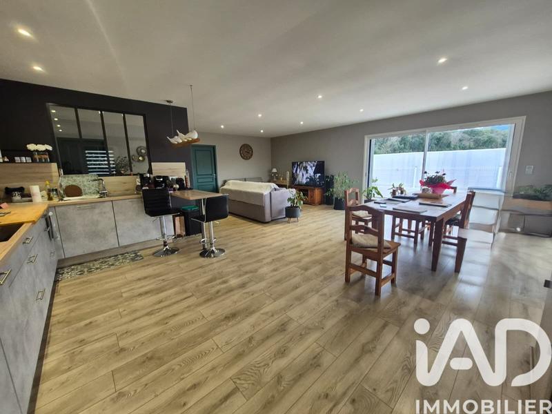 Maison - 106 m² - 4 pièces