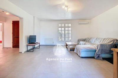 Maison - 93 m² - 5 pièces