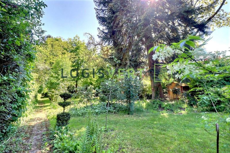 Maison - 162 m² - 8 pièces