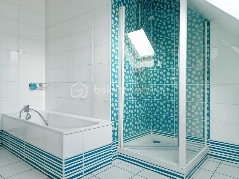 Maison - 123 m² - 6 pièces