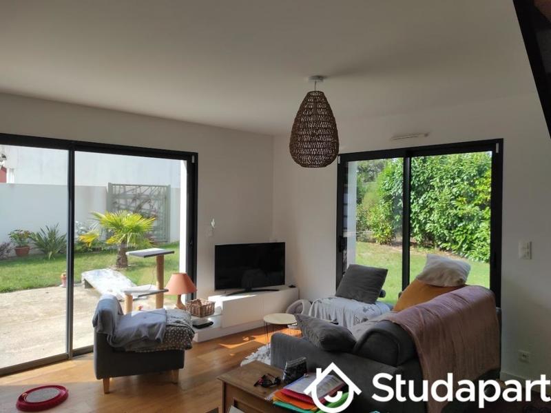 Chambre - 12 m² - 1 pièce