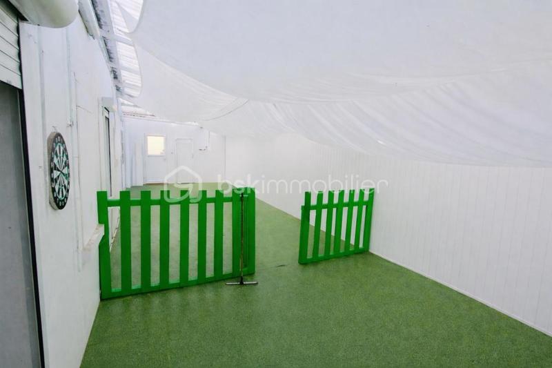 Maison de ville - 220 m² - 7 pièces