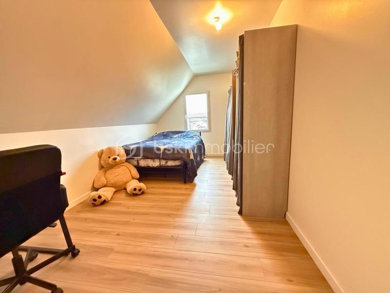 Pavillon - 100 m² - 5 pièces