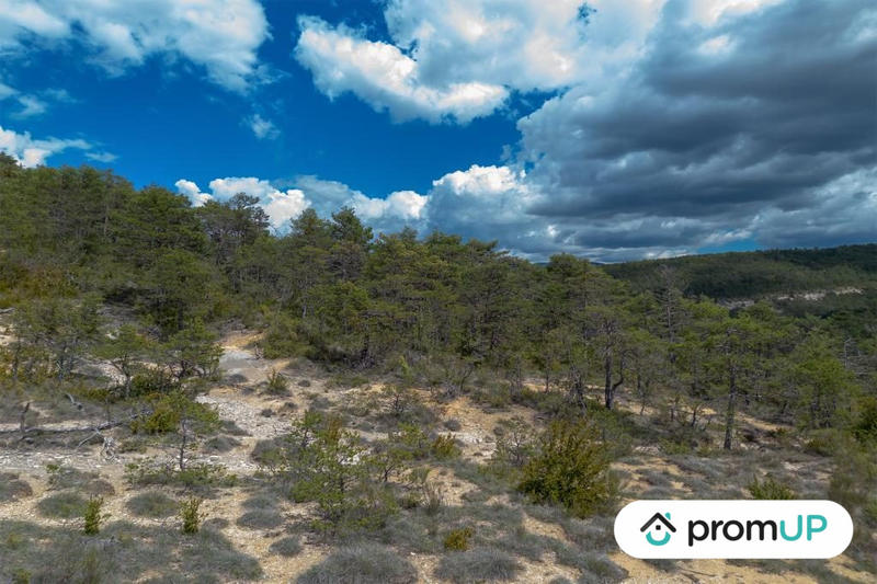 Terrain de loisirs - 92 370 m²