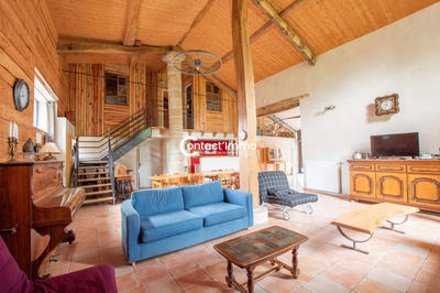 Maison ancienne - 264 m² - 8 pièces