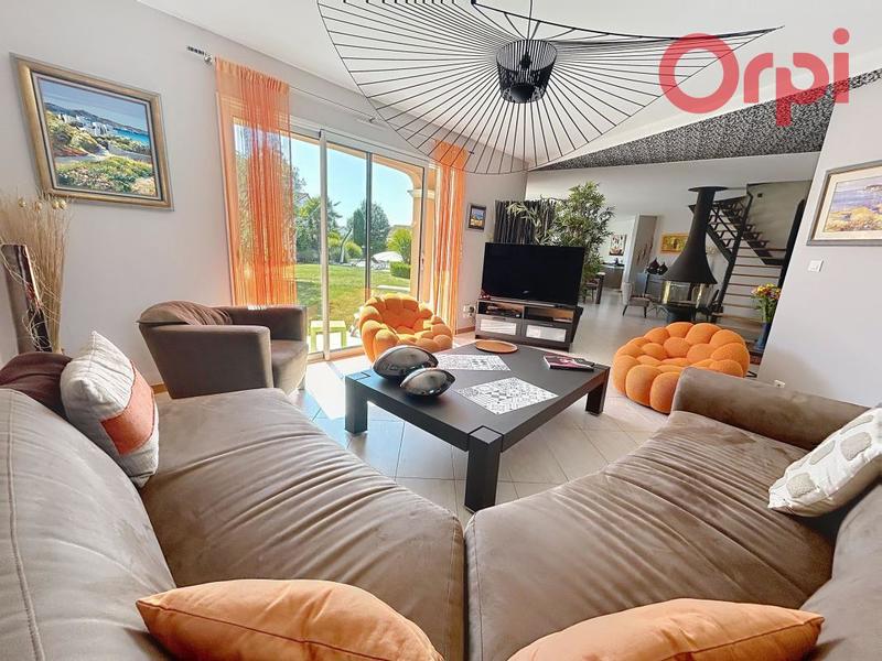 Villa - 181 m² - 5 pièces