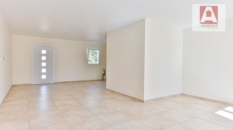 Maison - 104 m² - 4 pièces