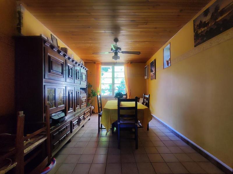 Pavillon - 150 m² - 7 pièces