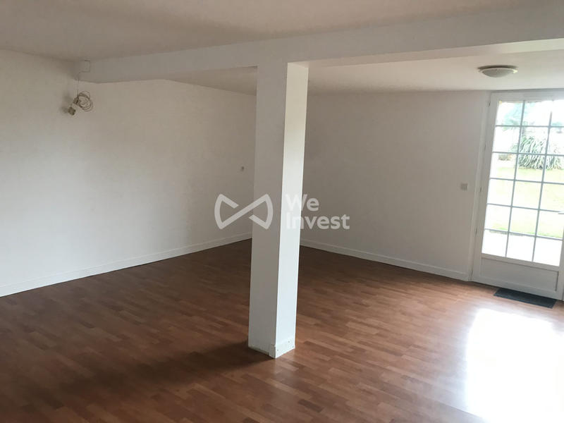 Maison - 270 m² - 9 pièces