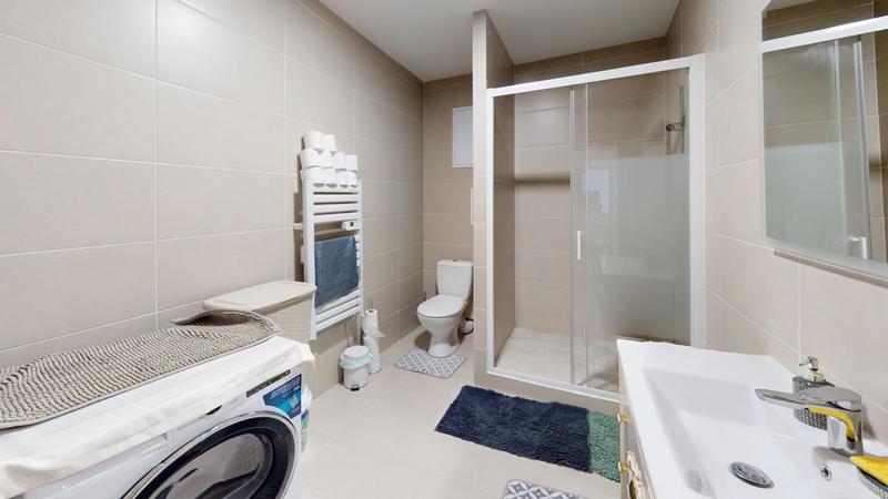 Maison - 310 m² - 8 pièces