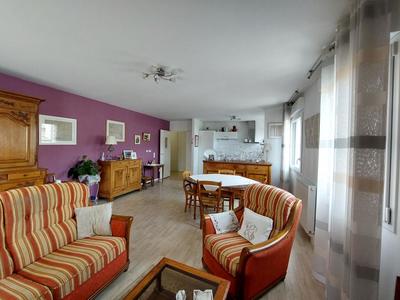 Appartement - 77 m² - 3 pièces