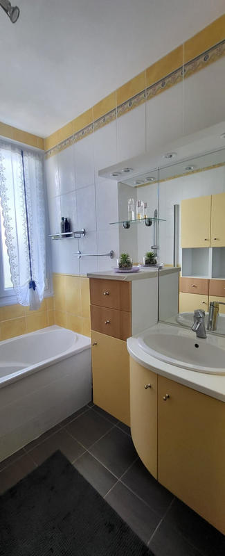 Appartement - 89 m² - 5 pièces