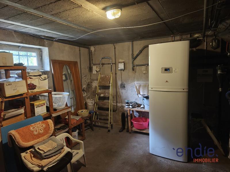 Maison - 176 m² - 9 pièces