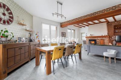 Maison - 229 m² - 7 pièces