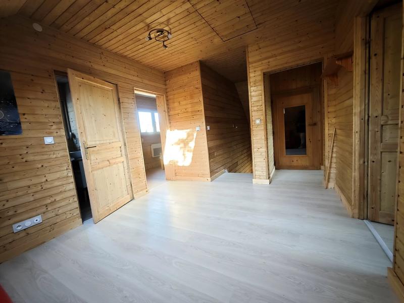 Châlet - 230 m² - 8 pièces