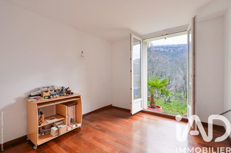 Maison - 110 m² - 6 pièces