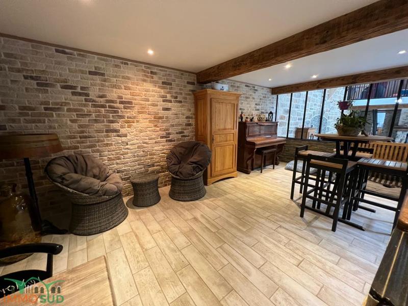 Propriété - 509 m² - 10 pièces