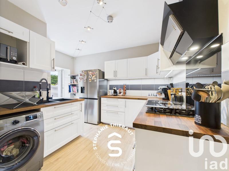 Appartement - 80 m² - 3 pièces