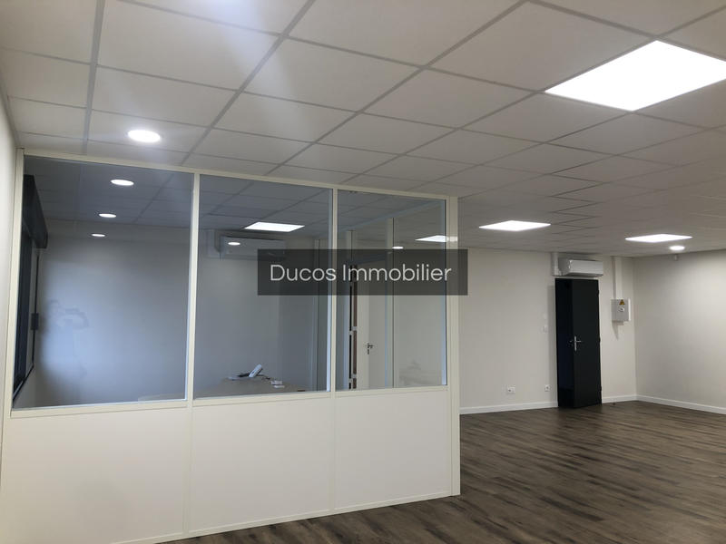 Local commercial - 90 m² - 1 pièce