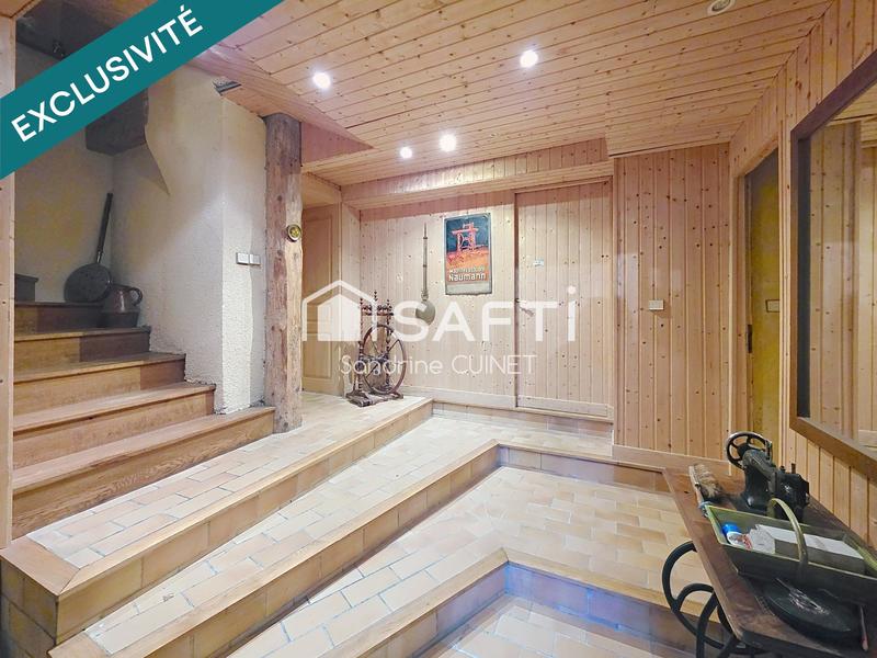 Maison - 270 m² - 10 pièces