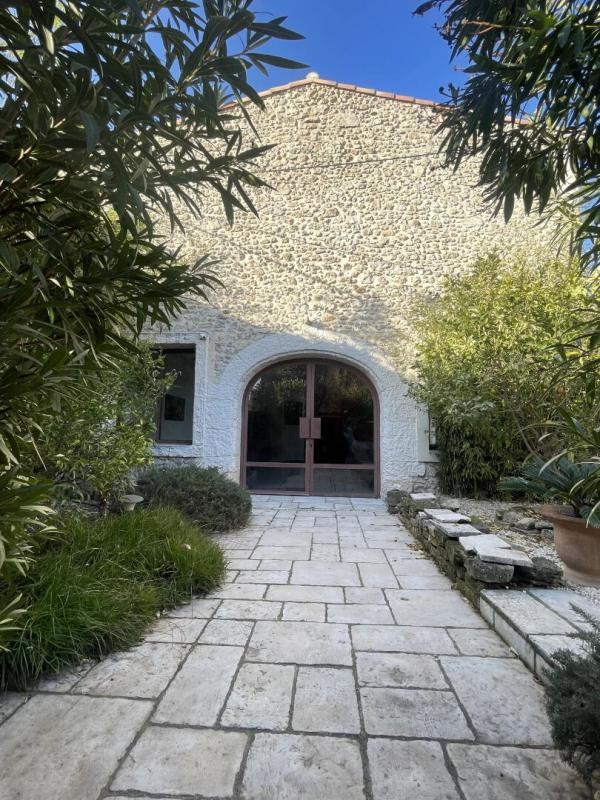 Maison - 180 m² - 6 pièces