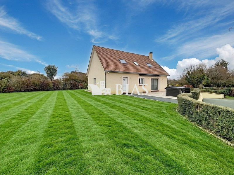 Maison contemporaine - 159 m² - 6 pièces