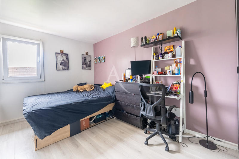 Maison - 82 m² - 5 pièces