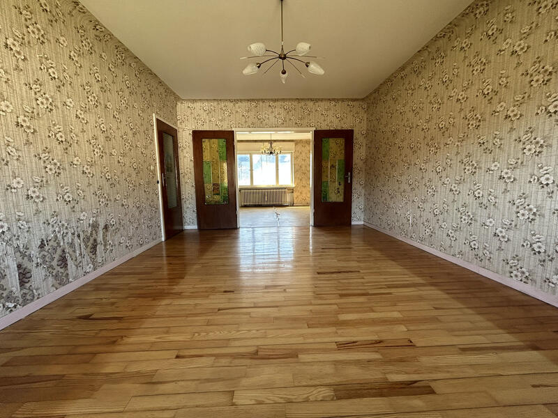 Maison - 111 m² - 5 pièces