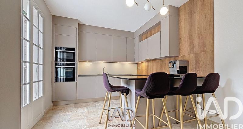 Maison de maîtres - 211 m² - 8 pièces