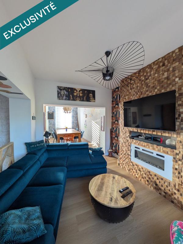 Maison - 137 m² - 6 pièces