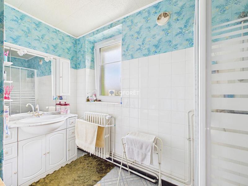 Maison - 83 m² - 5 pièces