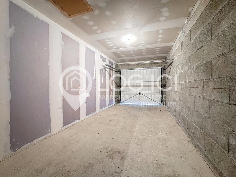 Maison - 99 m² - 5 pièces