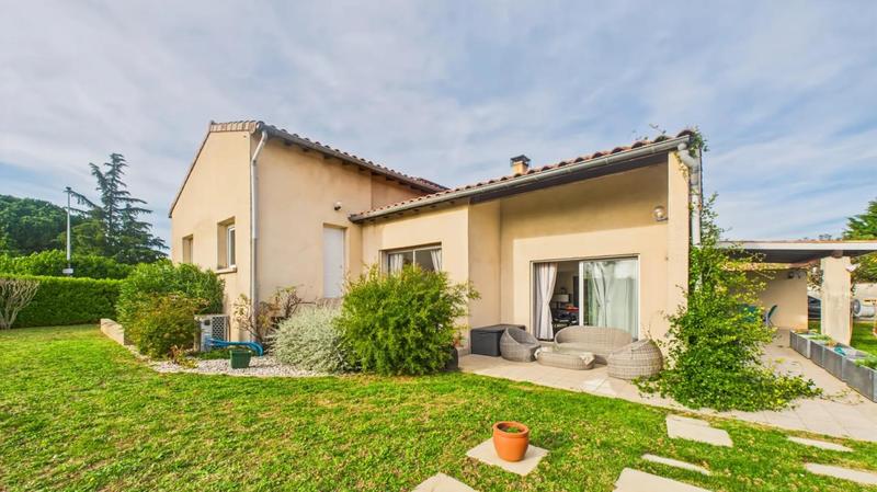 Maison - 185 m² - 6 pièces