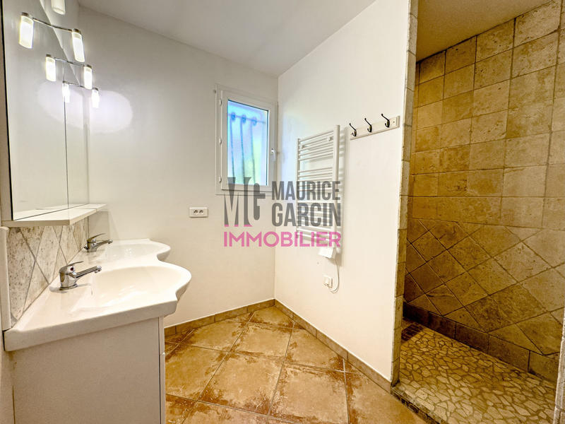 Maison traditionnelle - 101 m² - 4 pièces