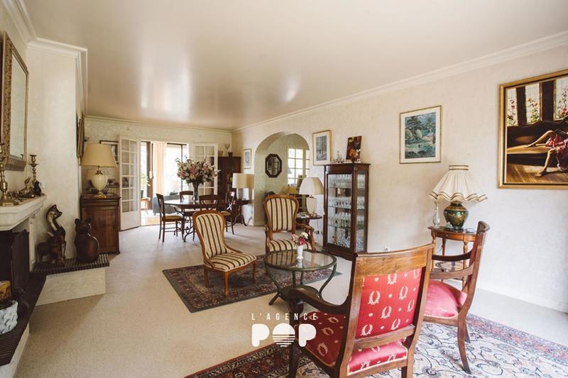 Maison - 282 m² - 9 pièces