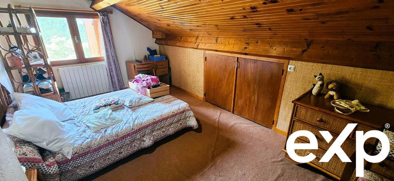 Maison - 95 m² - 6 pièces