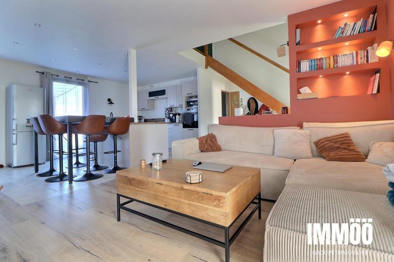 Maison traditionnelle - 115 m² - 6 pièces