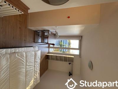 Chambre - 12 m² - 1 pièce